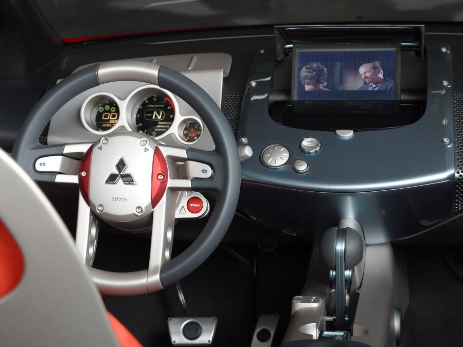  Mitsubishi Tarmac Spyder Concept 2003 года  (фото 2 из 17)